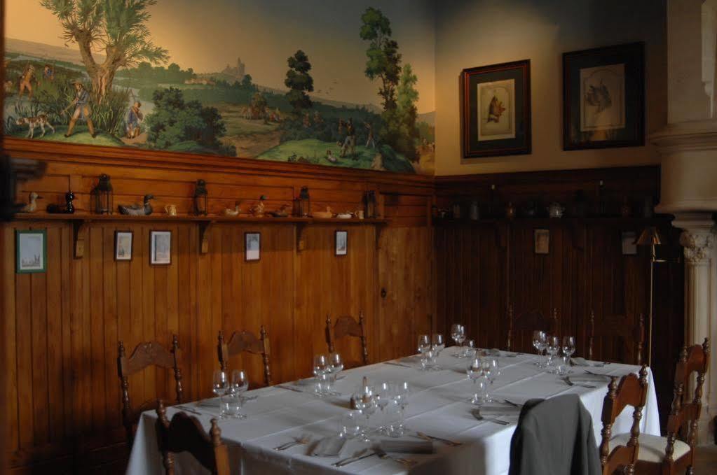 Chateau De Curzay Екстериор снимка